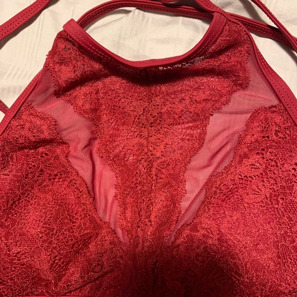 Lace Bathing Suit Top - Picture 2 of 3